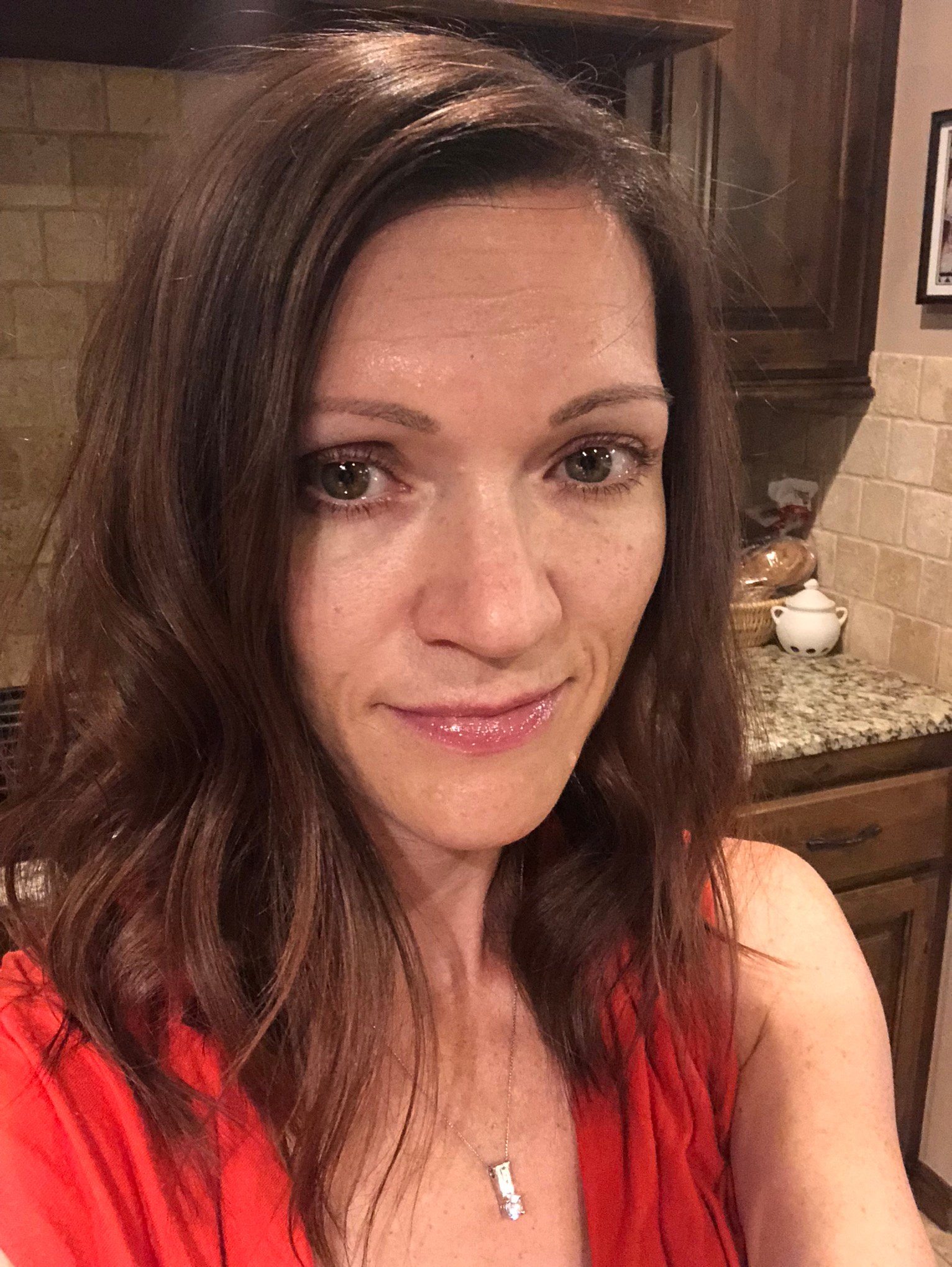 AmyD106's profile picture. Mother, wife, meteorologist, KC native.  My opinions are just that.