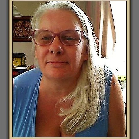 Marjanna44's profile picture. 😀