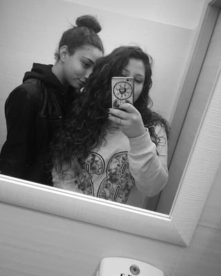 AnnaFasitta4's profile picture. 