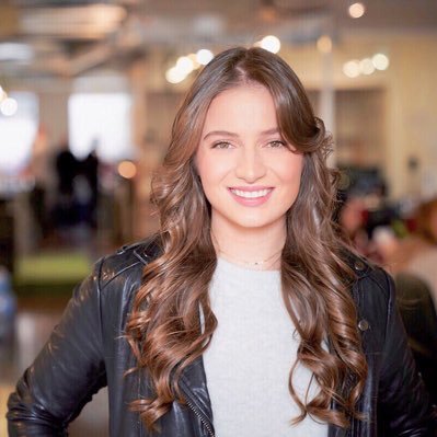 ⌨️ Brand & Content Marketing | 🎓 Bachelor of PR Graduate @HumberCollege | 🤩 Brand and Comms Marketing Enthusiast