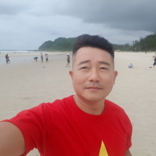 CngHnQuc2's profile picture. 