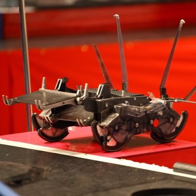 近畿大学東大阪キャンパスのロボット研究会(近畿大学公認部活)の公式アカウントです。年中部員募集中❗️質問や見学希望は気軽にDMにて❗️初心者大歓迎❗️ 参加大会:かわロボ、ROBO-ONE、RoboCup、レスコンなど