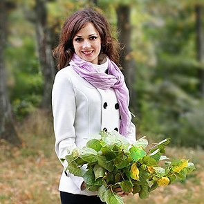 AriaaReeds's profile picture. Ariaa Reeds is a professional writer, a blogger who writes for a
variety of online publications.