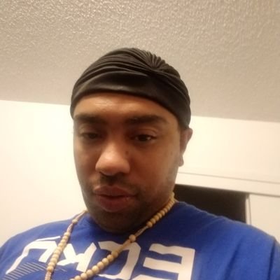 hi my name johnpulido upcoming comedian from Fresno please follow an comment on my videos