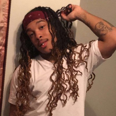 New page other one haccked 🤪💯 #VOKG 💯NLMB #Rastafarian 🇬🇩 #Daddyduty’s 💯 W647P 2x 🛡🔫 #freeglizzy 👣on IG @ogp_shotta