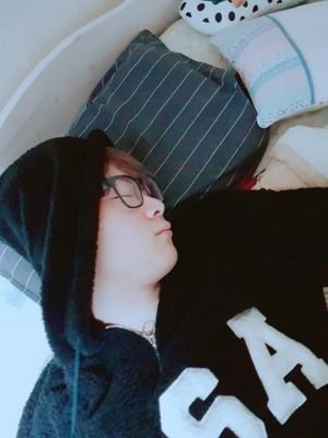 moonbinjoaham's profile picture. 