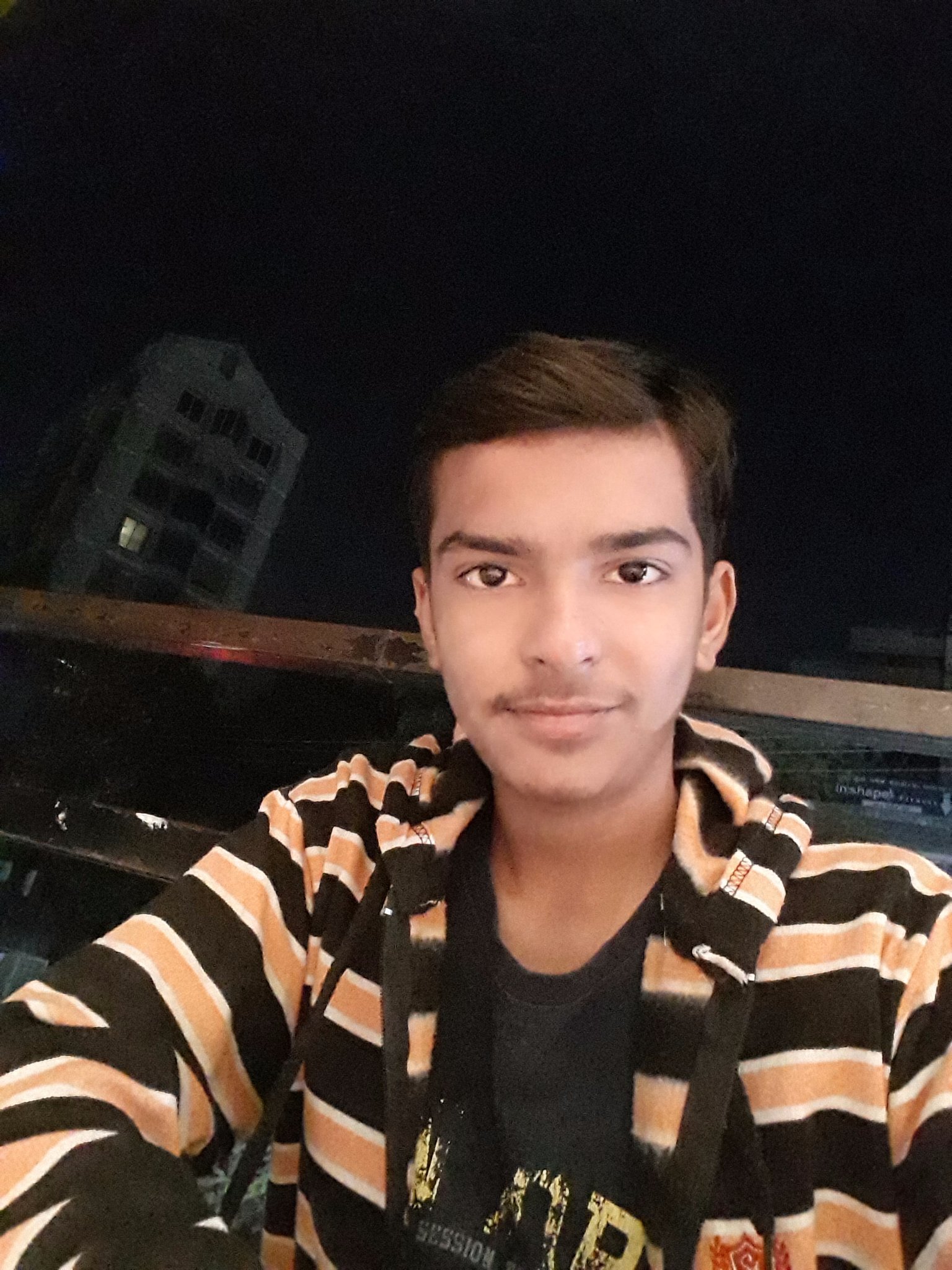 CkEt8ECJcc5lfU4's profile picture. Pure gujju💯
Landed on🛩2nd may
Also call me kathiyavadi....
Acting or dance😎
Rag rag mein👑
J@¥ J@£@R@M👑