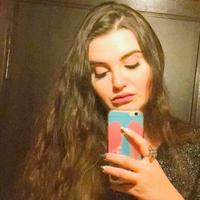 Syrian Musician 🎶Opera Singer Business lady 🎓animal lover🐾photography=passion Blogger🔝'Friend for life kinda of person' ♍️ Madridista💙