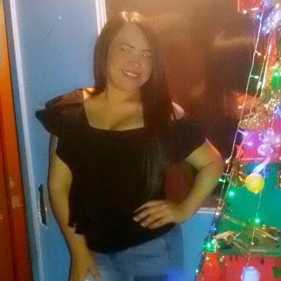 tulianalabella's profile picture. 