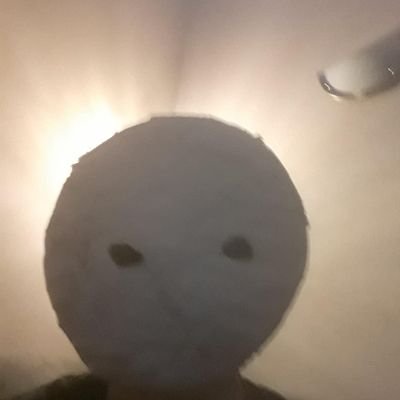 I'm a massive nerd for D&D 5e, TES, Soulsborne and Doctor Who. I also appear to have become a worse free threapist for people on Discord. Idk how this happened.