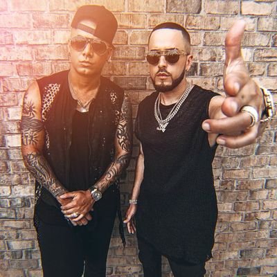 El Blog de Wisin y Yandel - #1 en el Mundo.

📸 Instagram: https://t.co/IQupyv6ub8
👍 Facebook: https://t.co/rfMM9VuNyP
🌐 Web: https://t.co/CLwxIOzSfi