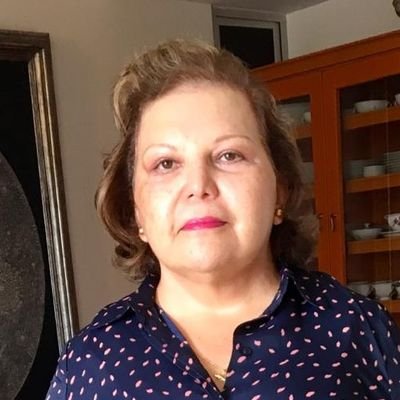 Consultora nacional e internacional en temas sociales con especial énfasis en educación y procesos de paz.  Columnista de El Tiempo.
Animalista.