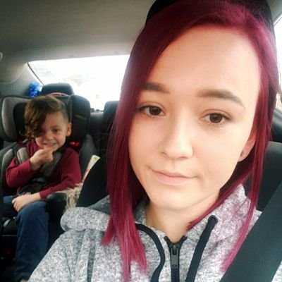 Shrevey_Wonder's profile picture. Third year art teacher who enjoys posting cats, art, and babies everywhere all the time.