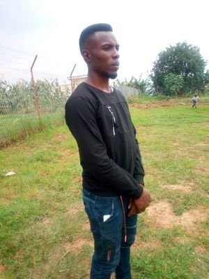 Djnashproug's profile picture. I can't live on my knees