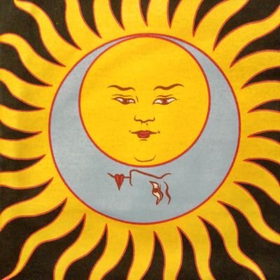 egapeladrev's profile picture. 元CDショップ店員。軽いアル中。プログレとジャズとアイドル好き。ギターはあまり弾けないがジミーペイジ、ロバートフリップ、リンジーバッキンガム、スティーヴハウ、パットメセニーなどを敬愛。アイドルはあくまで楽曲派。Reverse Tokyo、fishbowlなど。ももすももすや黒子首等、女性ボーカルアーティスもお気に入り。