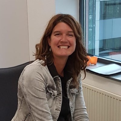 Brabantse 'roots', moeder van 2, Recruitment Consultant bij Noordwest Ziekenhuisgroep. Betrokken, samen.