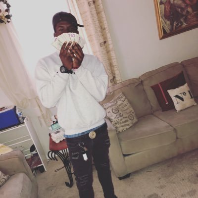 reggie_reese23's profile picture. #LackOfWorries #2018recruit it don't mean nothing if you don't eat for it😈👹