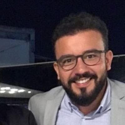 Advogado.
Coordenador Estadual de Economia Criativa e Ação Cultural do Estado do Paraná.
Athleticano ⚫🔴
