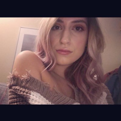 obeyvickiii's profile picture. the furthest thing from perfect tx ✈️ ia