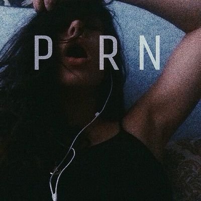 Живу как прёт, остальное не ебёт💃🏼 Быть, а не казаться. Бить, а не касаться⚔️
Бог с нами, хуй с вами🤙🏼