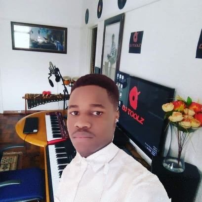 nkosie_kings's profile picture. Never design your life like a garden where everyone walk in and out,design it like a sky where everyone aspires to reach