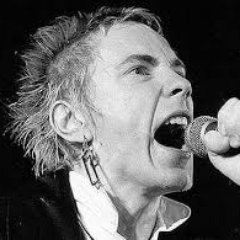 DaniloDiMauro's profile picture. Political Scientist, father in love