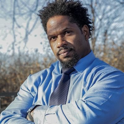 MrSidetown's profile picture. An entrepreneur who believes in building and creating positive opportunities to grow.