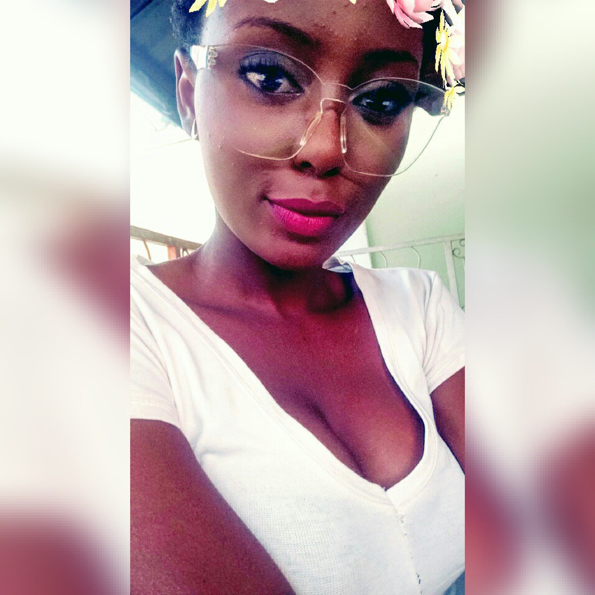 Anti-boredom😁
Lover of music 🎼
Capricorn 🐐