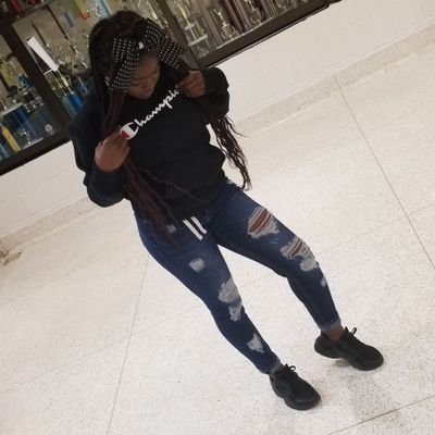 🐍latt

Boujee😻

Nonchalant😏