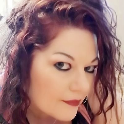 I Dare to be Different!!! Music Soothes My Soul 🎶 My Jahobe Boy 😍🐾 P!nk, Lady Gaga and Chloe Kohanski Inspire Me. I'm 55 and Feeling Alive!👍