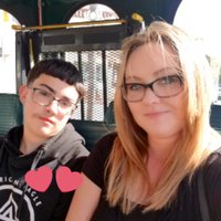 Melissa (@mbowen_) 's Twitter Profile