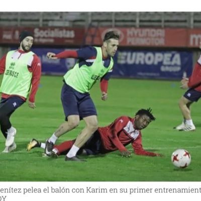 jugador del Europa fc ex del  Algeciras CF - ex del CD Badajoz, AD ceuta y arcos cf