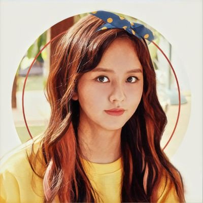 Reys younger cousin. Grey side! Cousin of @r3yofjakku, married to @TWTaekwoon90. Full-time mom. FAKE RP/fan account. Not affiliated with Disney.