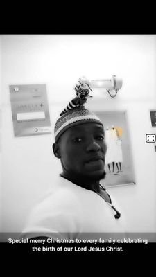 I'm a mech engineer wit bright prospect.united family.a beliver with a humble begning.
His grace hs alwys kpt me gong. His luv like the hen covring her chicks.
