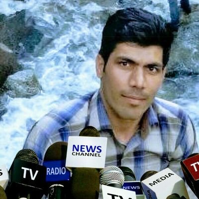 GolrizMaleki's profile picture. Programming computer