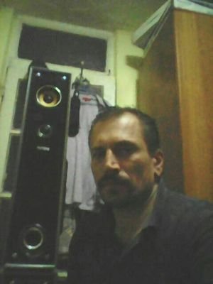 LarionNicu1's profile picture. Sînt frumos