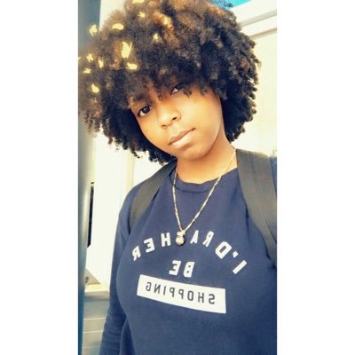 TikaaChr's profile picture. 