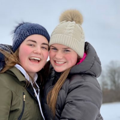 samanthaguido4's profile picture. 