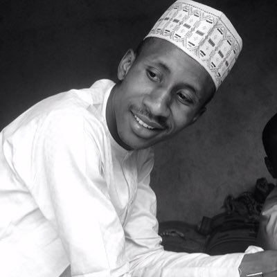 Alhamdulillah just a simple guy that smiles Alot #Muslim# A medic @MAN UTD fanatic iRep MYSELF instagram-sadmanbash