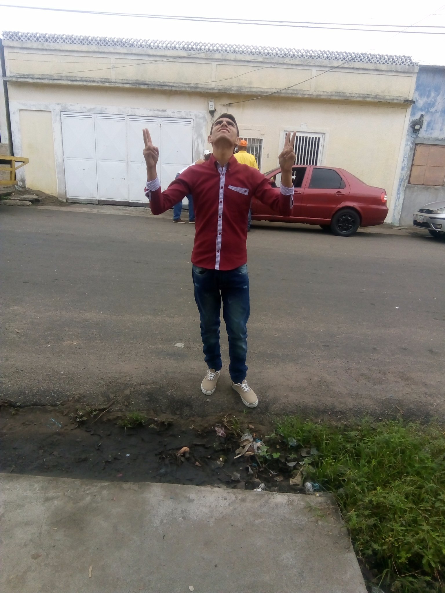 soy cristiano evangelico  #quieroserunadorador estudio en la UDO puerto ordaz