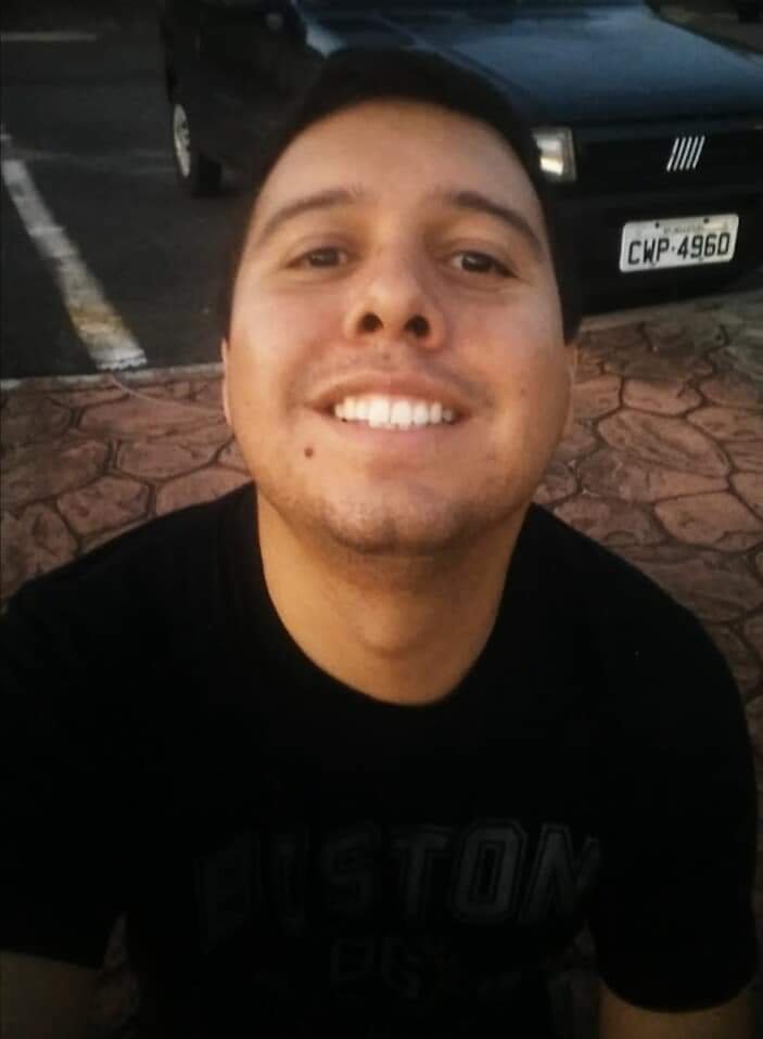 Servo do Deus Altíssimo, apaixonado pelas coisas que faz!
