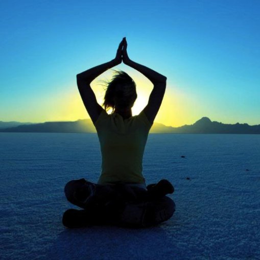 Writer, Blogger. Support healthy living and wellness. Passionate about Yoga and loves photography.