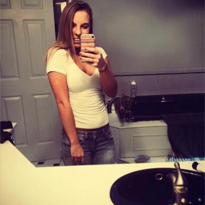 anna84952284's profile picture. 