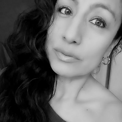 Adlcdelacruz's profile picture. Soy una Mexicana perdida en el desierto, con dos grandes motivos q me levantan el animo todos los dias