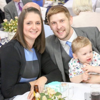 Lifelong Leicester City fan and dedicated husband to my wife Stephanie