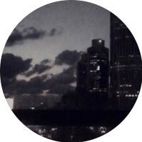 🦋 (@xi_00z) Twitter profile photo