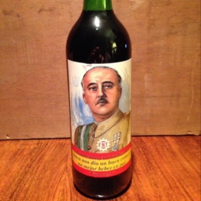 #BarMalono. Aí an donde las bes, las pagas estra y las bacaciones pagadas laspuso Franco no los sindicatos. Perfil gestionado por @0rllugoso. Umor sin ache