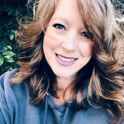 Pamelabth's profile picture. 