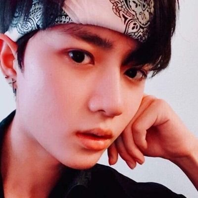 darkpopeer's profile picture. The burning passion became gray. Why does everything good always become this way?