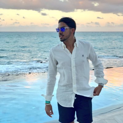 g_torresh's profile picture. cuidau’ que no se te escape la vida esperando🤘🏽